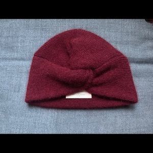 Sezane Anastasia Hat in Burgundy